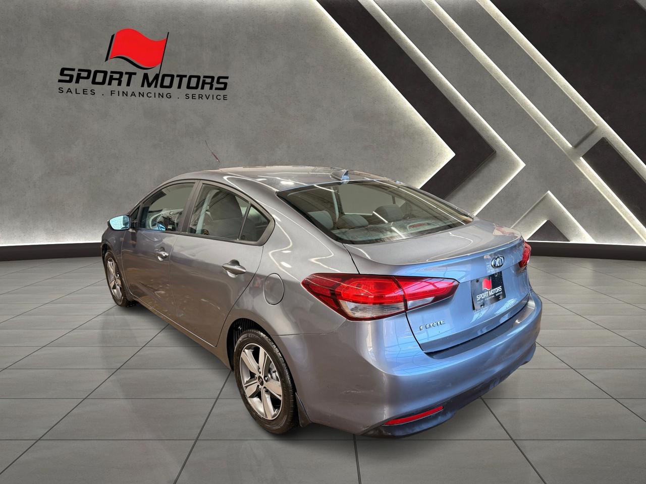 2018 Kia Forte LX+ApplePlay+Camera+Heated Seats+CLEAN CARFAX Photo