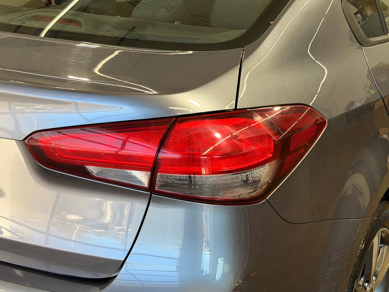 2018 Kia Forte LX+ApplePlay+Camera+Heated Seats+CLEAN CARFAX Photo