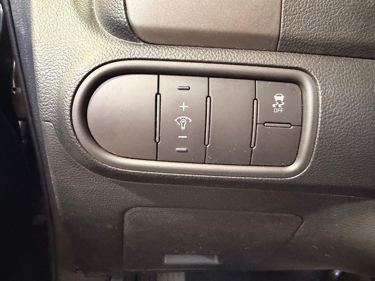 2018 Kia Forte LX+ApplePlay+Camera+Heated Seats+CLEAN CARFAX Photo