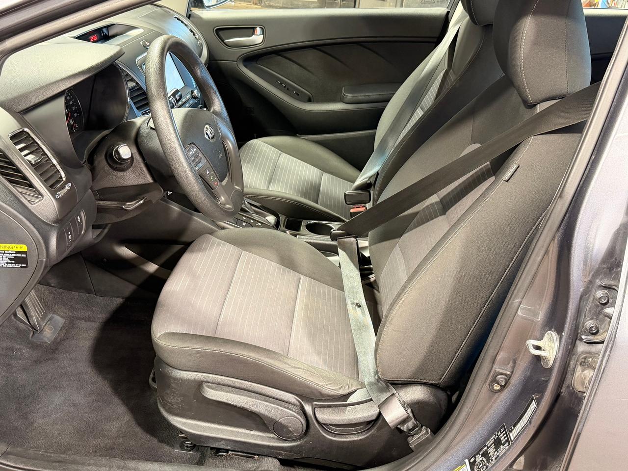 2018 Kia Forte LX+ApplePlay+Camera+Heated Seats+CLEAN CARFAX Photo