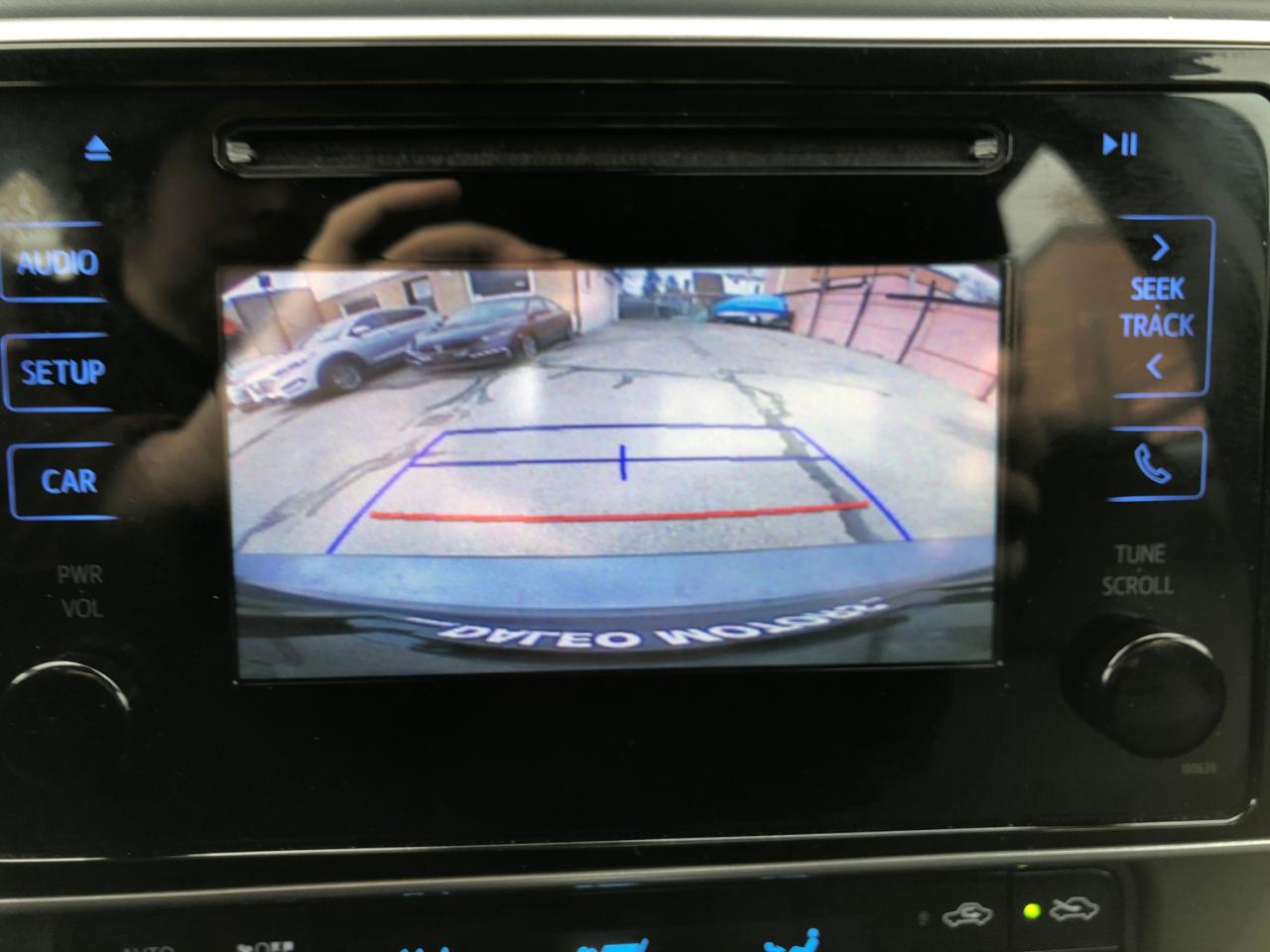 2017 Toyota Corolla LE / B.CAM / S.ROOF / MOONROOF