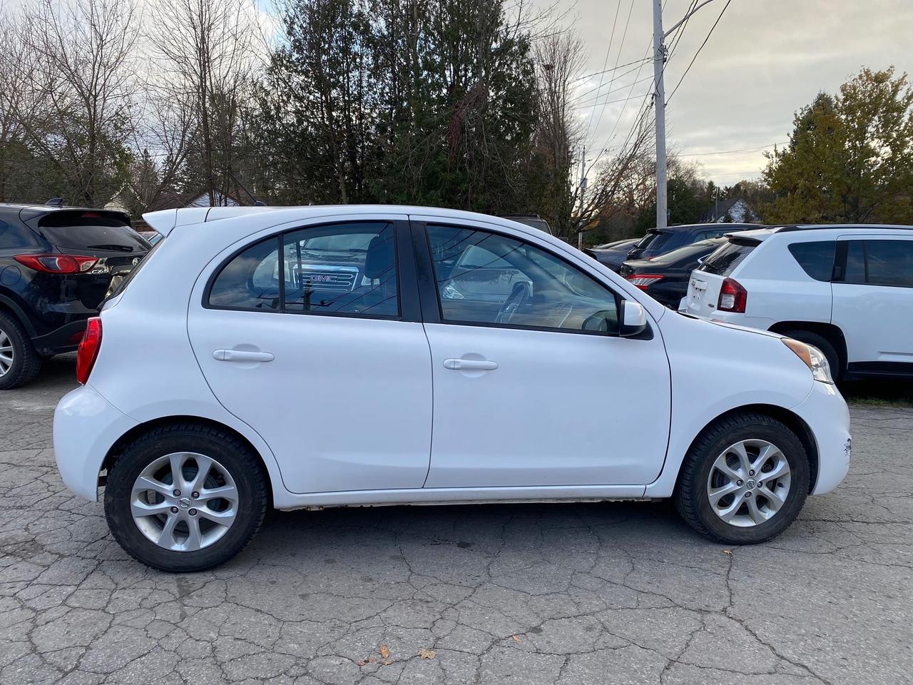 2018 Nissan Micra S Photo2