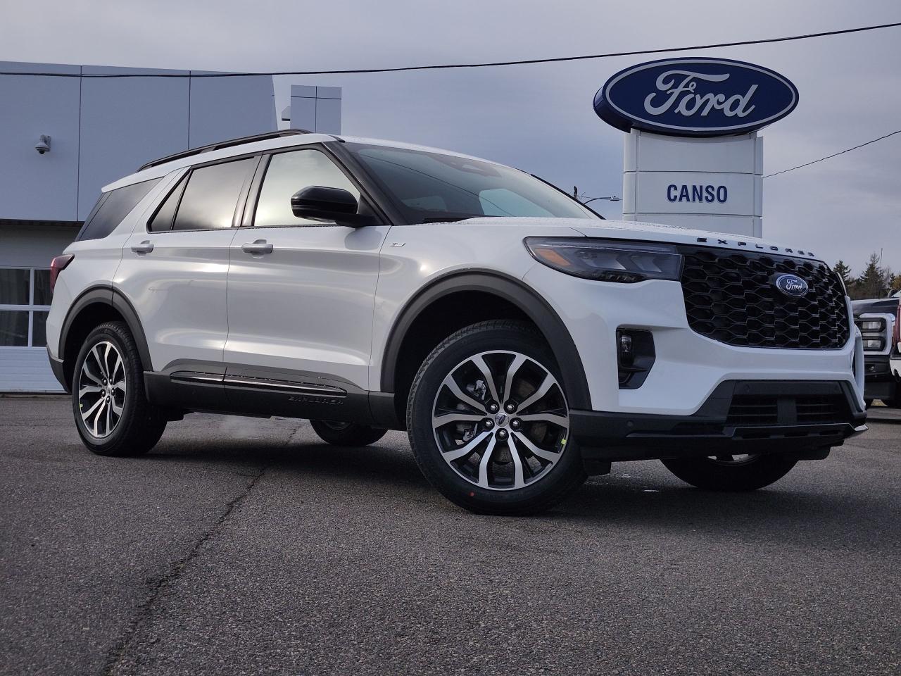2026 Ford Explorer ST-Line 4WD Photo0