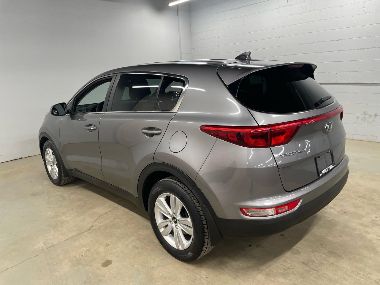 2017 Kia Sportage FWD 4dr LX Photo