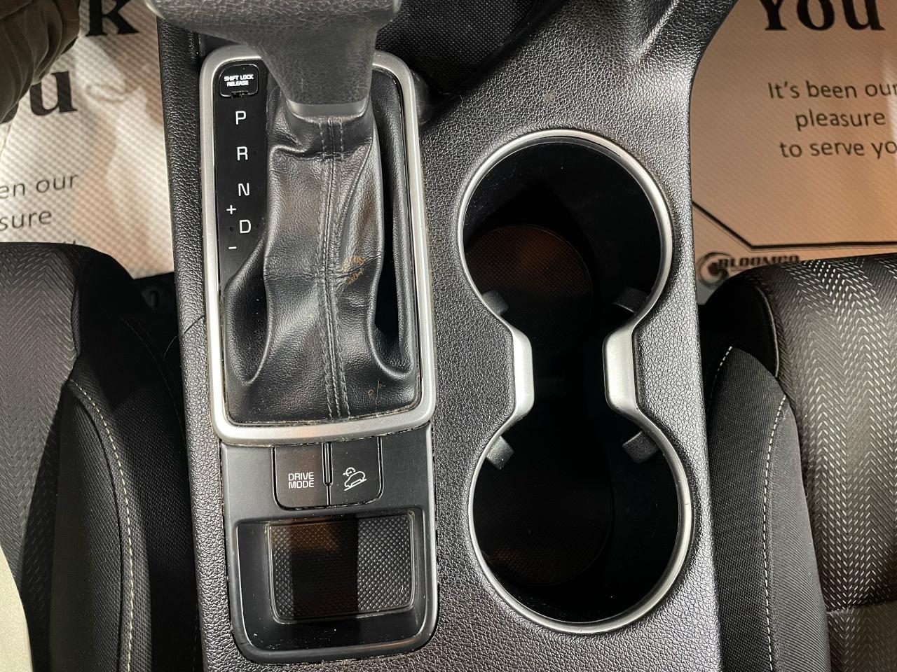 2017 Kia Sportage LX FWD | HEATED SEATS | BLUETOOTH | BACKUP CAMERA Photo