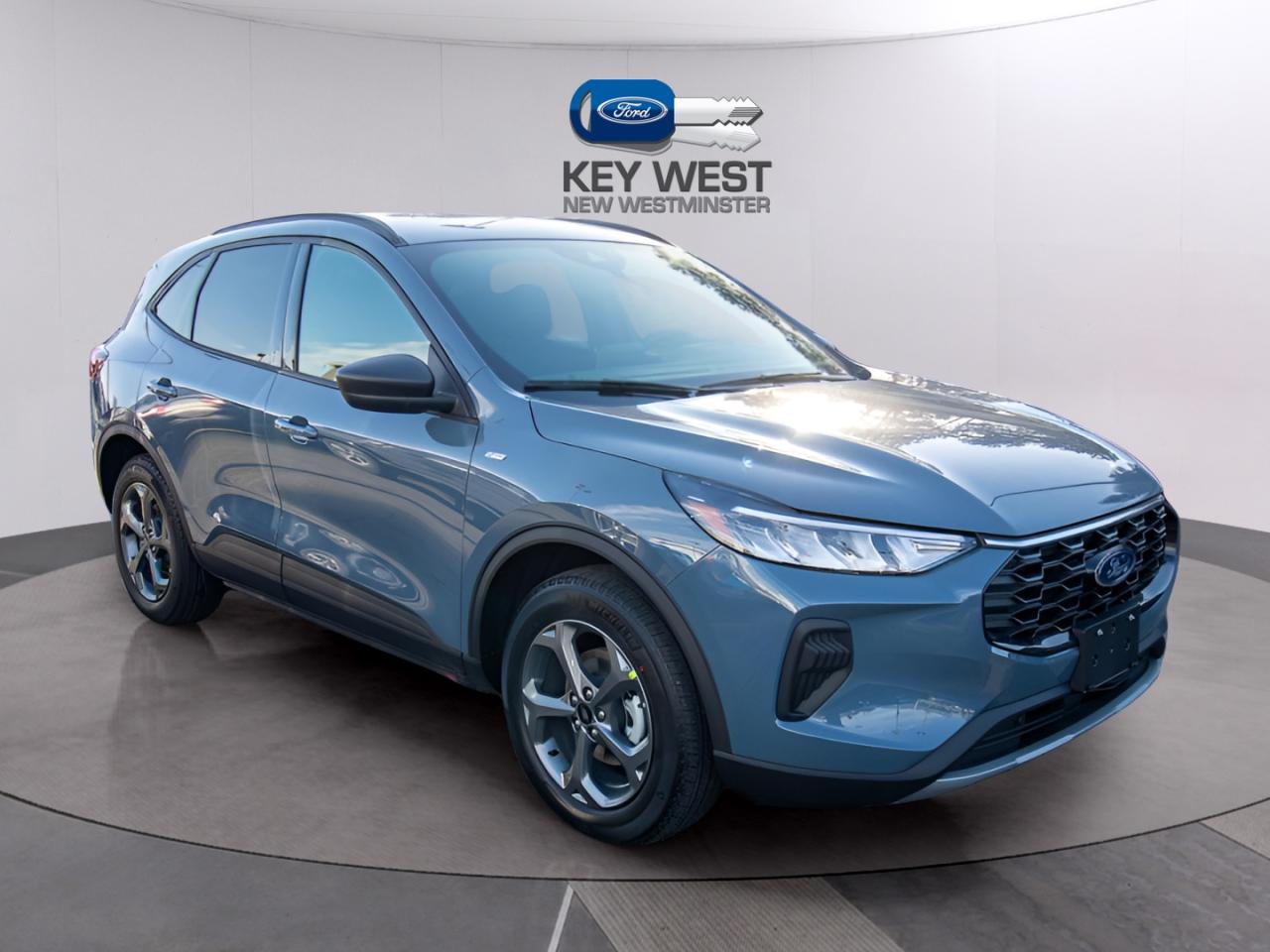 2026 Ford Escape ST-Line AWD Photo4