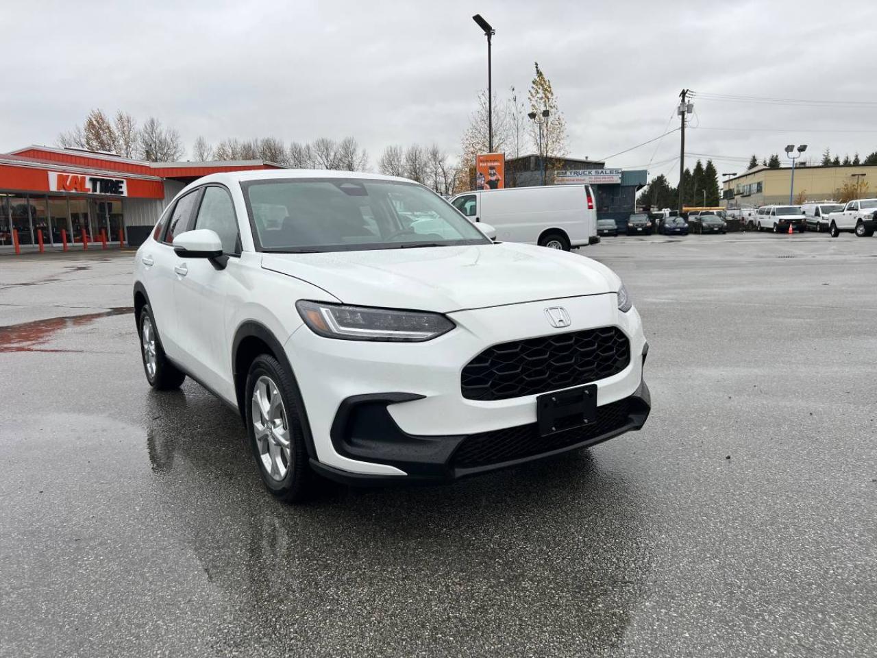 2024 Honda HR-V LX-B - Photo #2