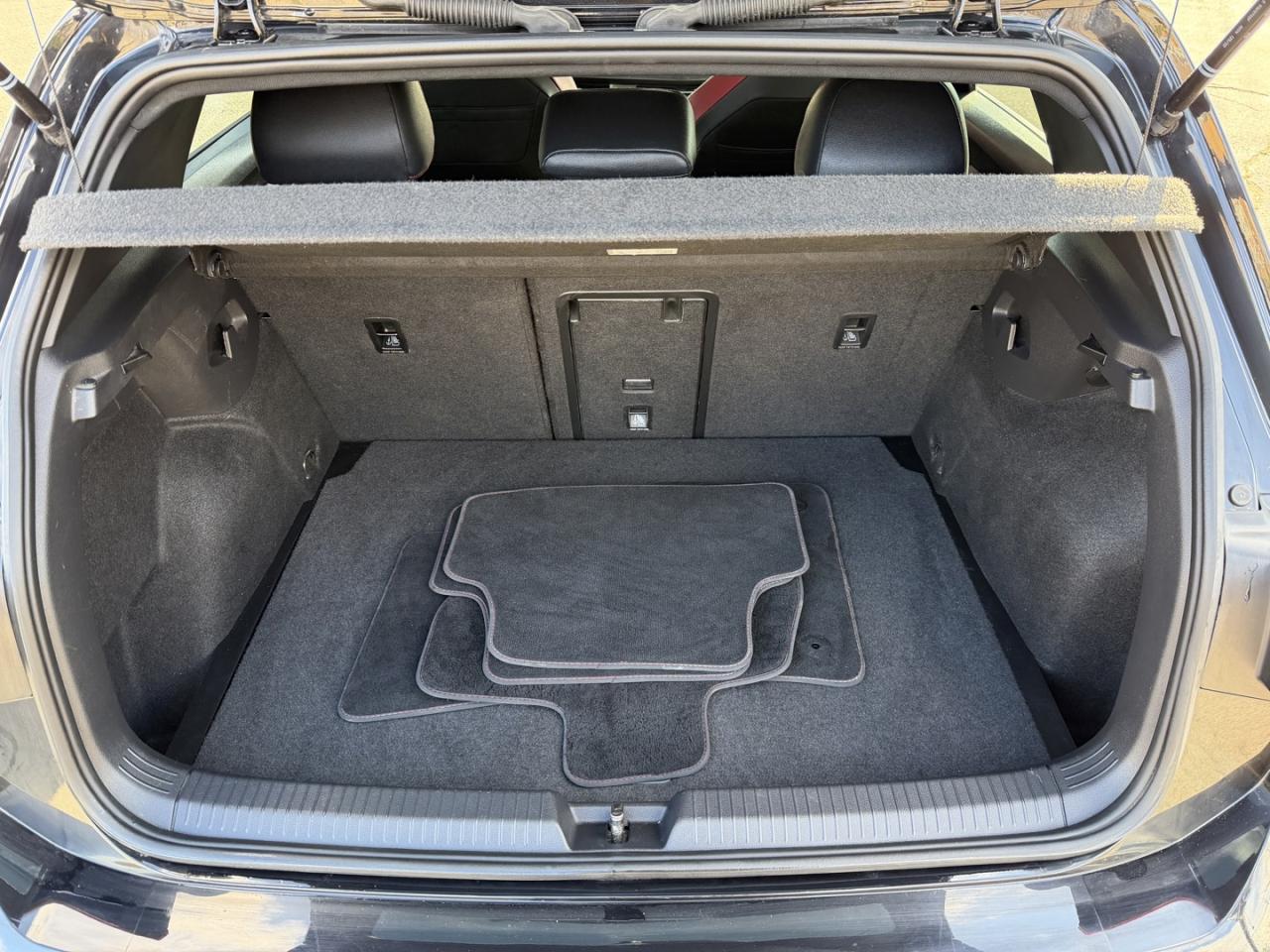 2022 Volkswagen Golf GTI Performance - Photo #14