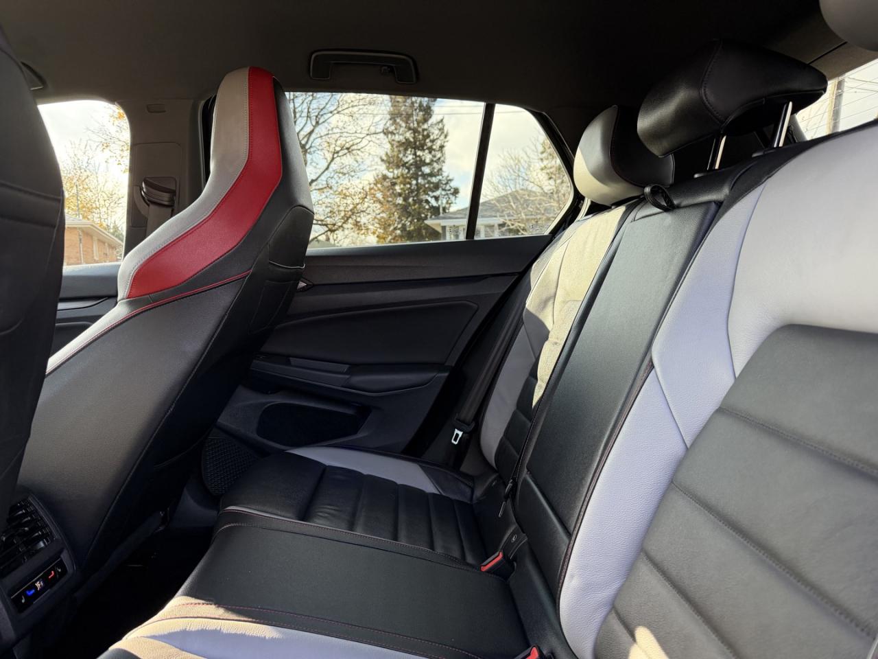 2022 Volkswagen Golf GTI Performance - Photo #18