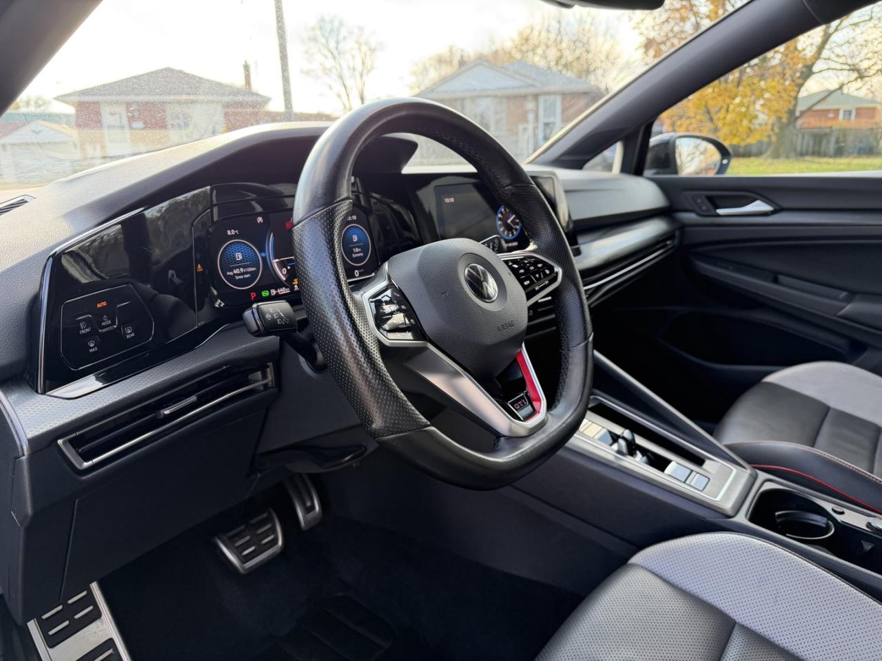 2022 Volkswagen Golf GTI Performance - Photo #21