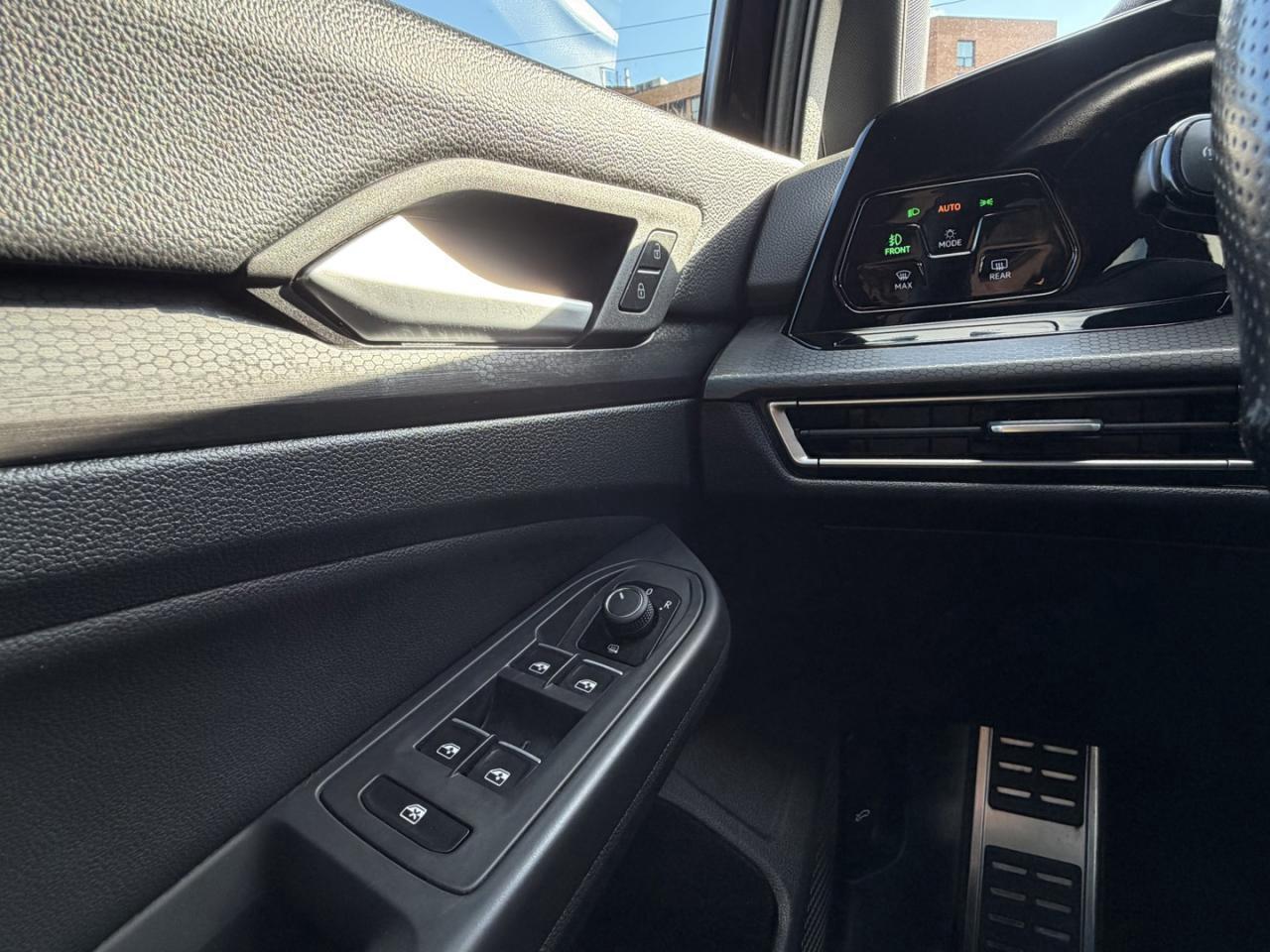 2022 Volkswagen Golf GTI Performance Auto Photo