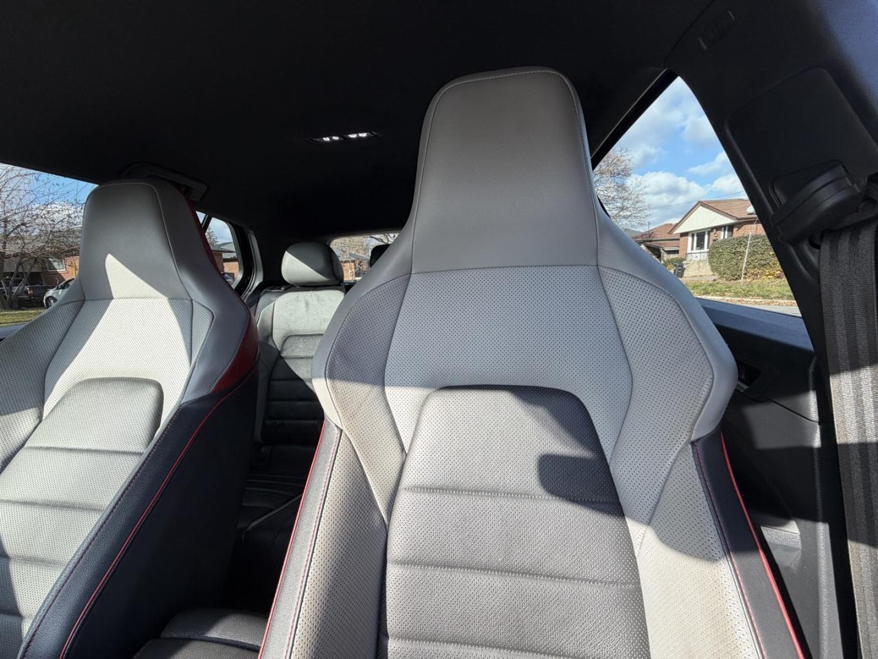 2022 Volkswagen Golf GTI Performance Auto Photo