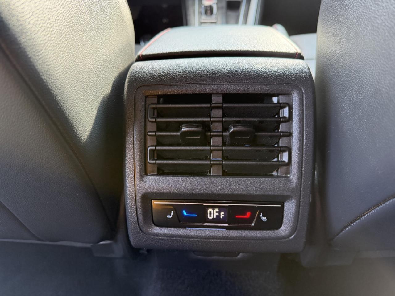 2022 Volkswagen Golf GTI Performance Auto Photo