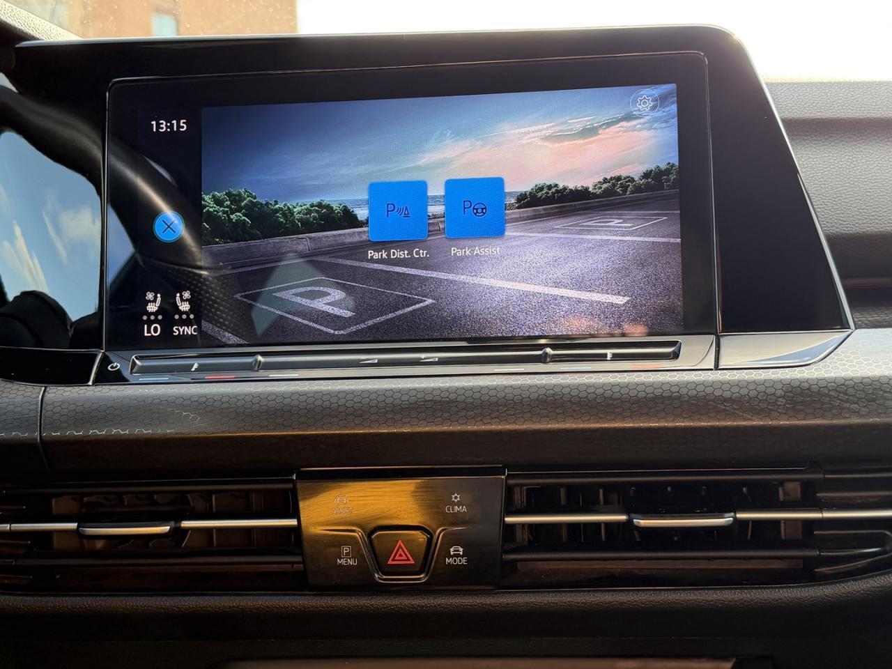 2022 Volkswagen Golf GTI Performance Auto Photo