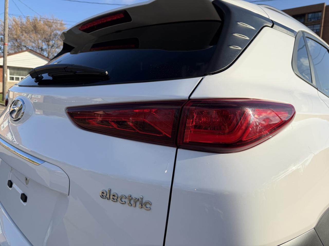 2021 Hyundai KONA EV Ultimate FWD Photo