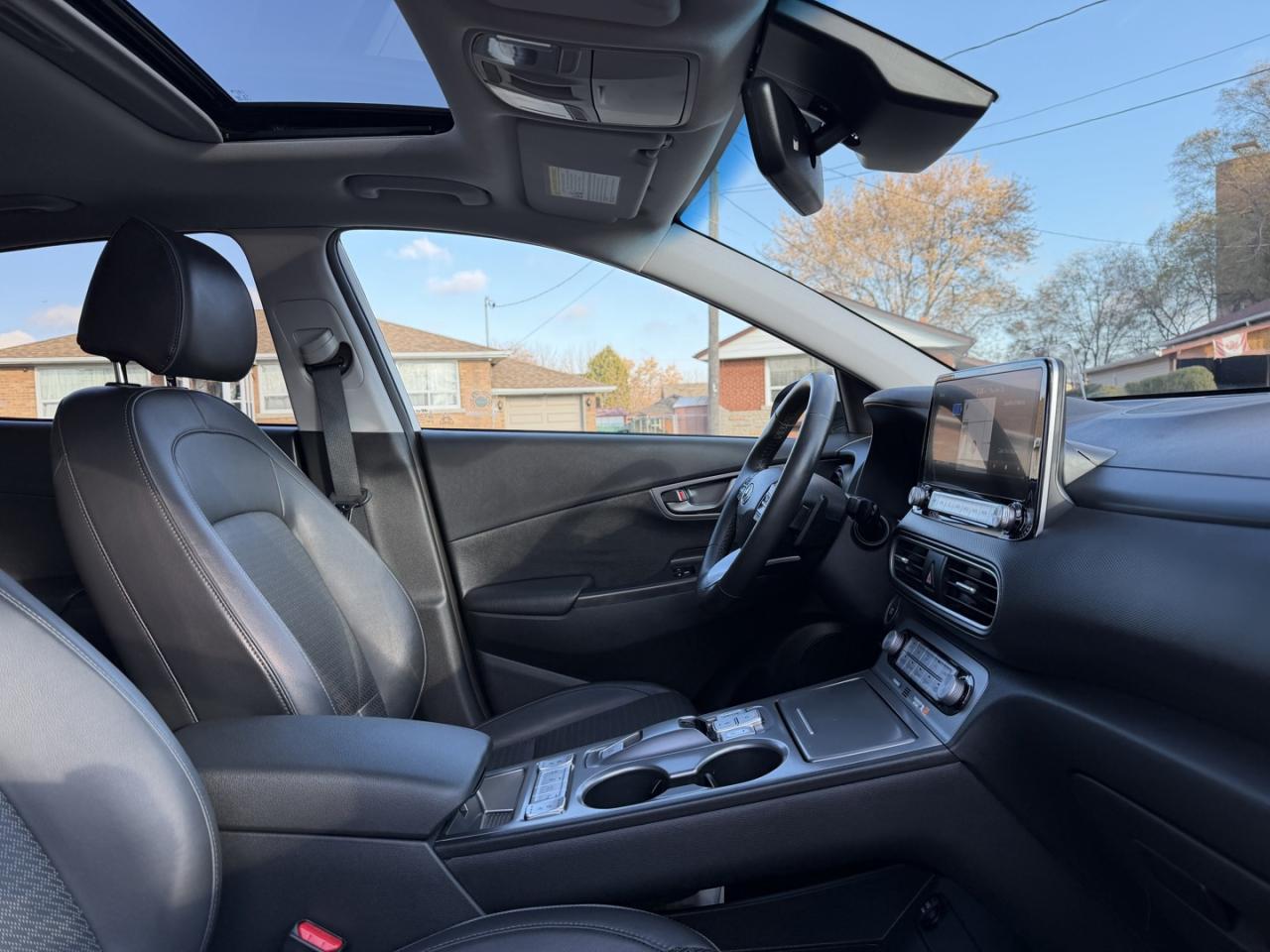 2021 Hyundai KONA EV Ultimate FWD Photo