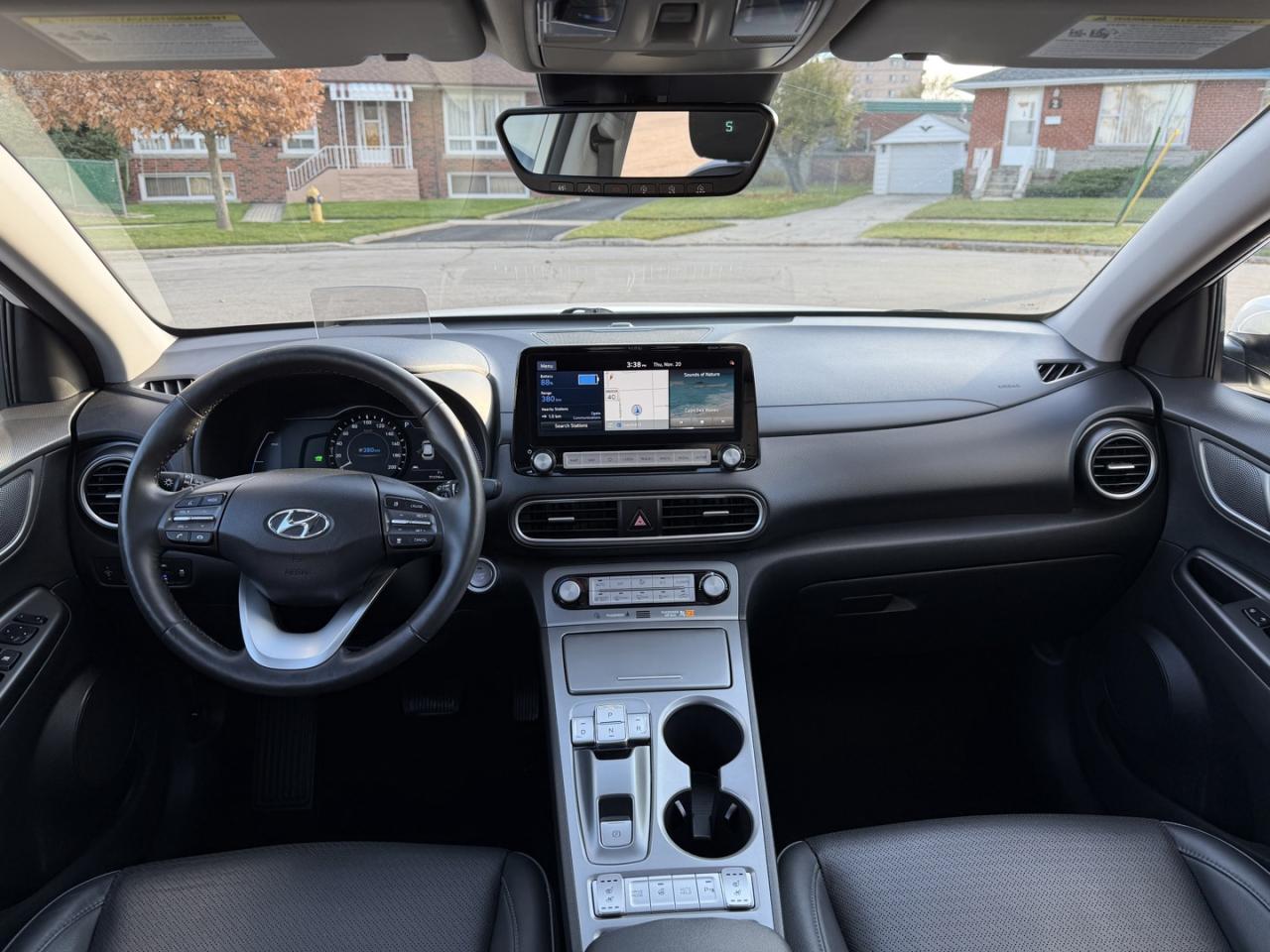 2021 Hyundai KONA EV Ultimate FWD Photo