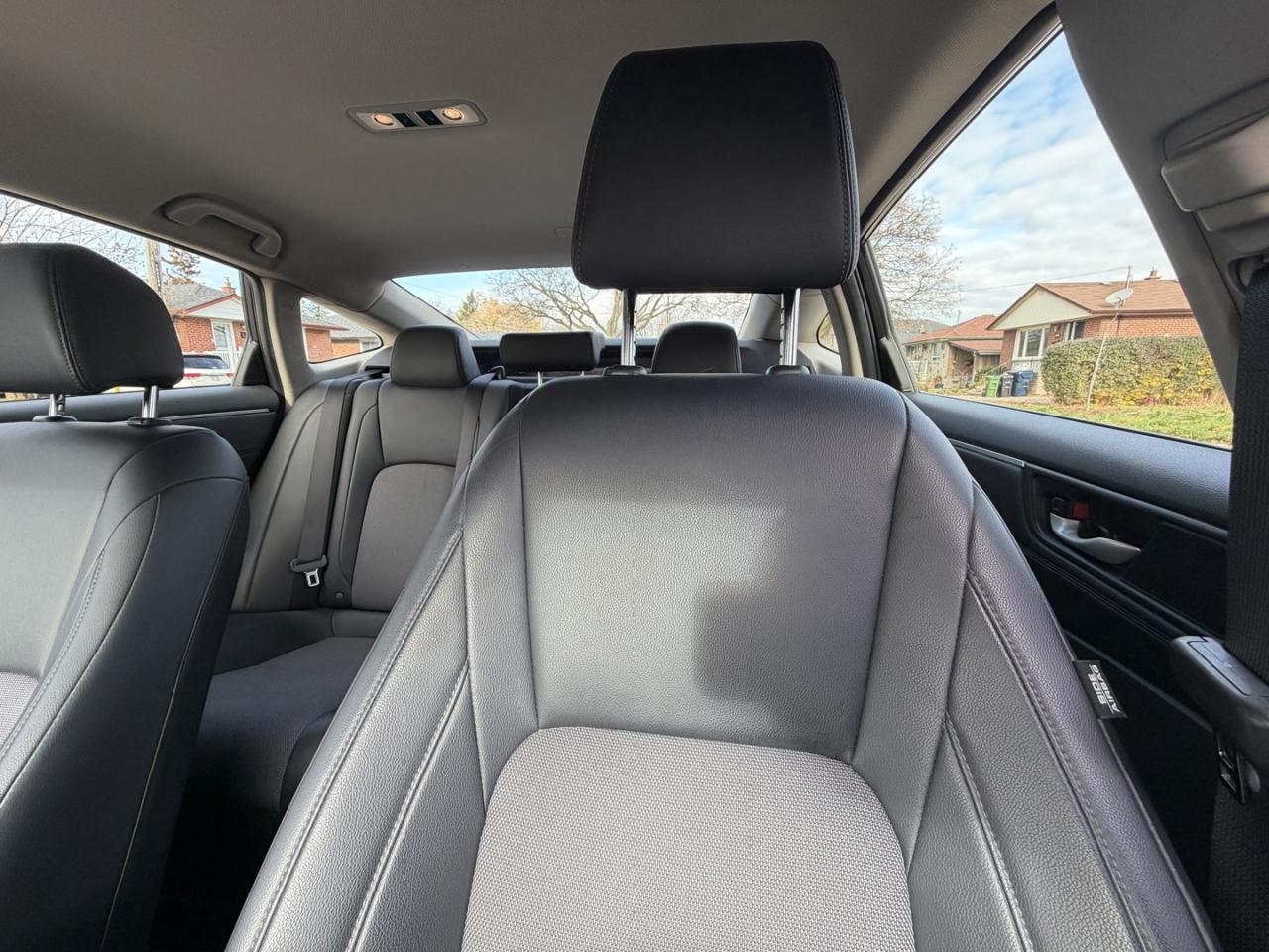 2020 Honda Clarity Plug-In Hybrid Touring Sedan Photo