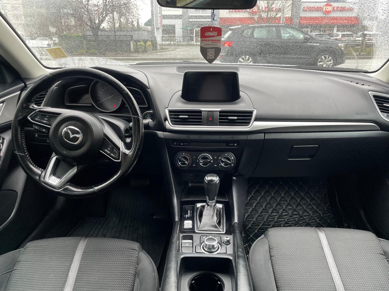 2017 Mazda MAZDA3 GS FINANCING AVAILABLE Photo10