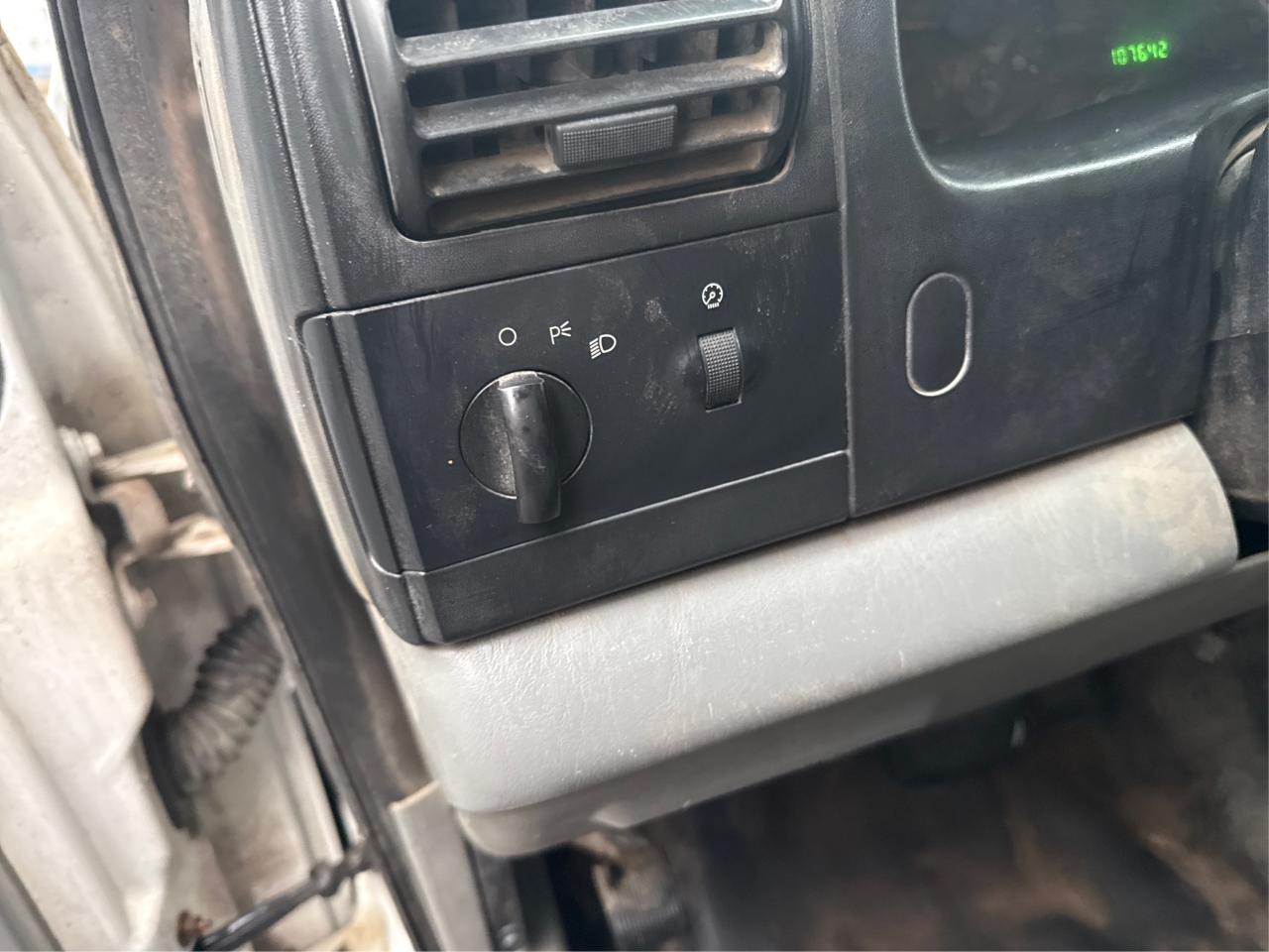 2006 Ford F-450 F-Series - Photo #15