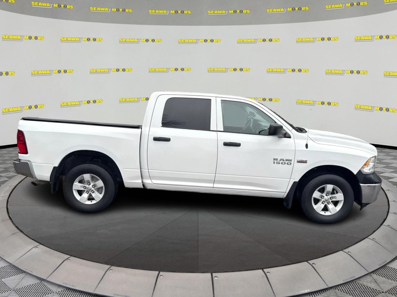 2017 RAM 1500 ST - Photo #2