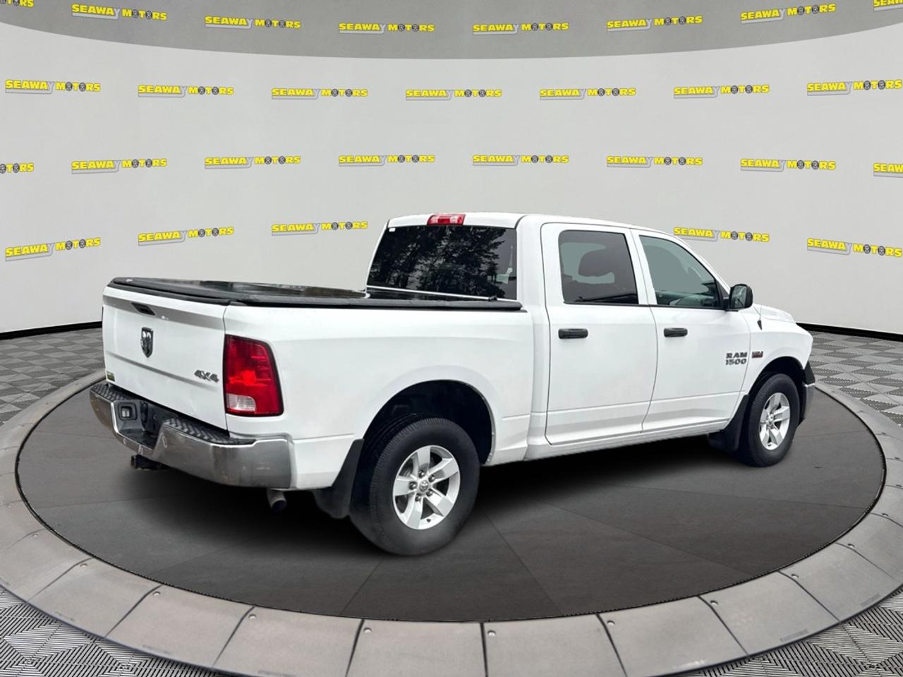 2017 RAM 1500 ST Photo2