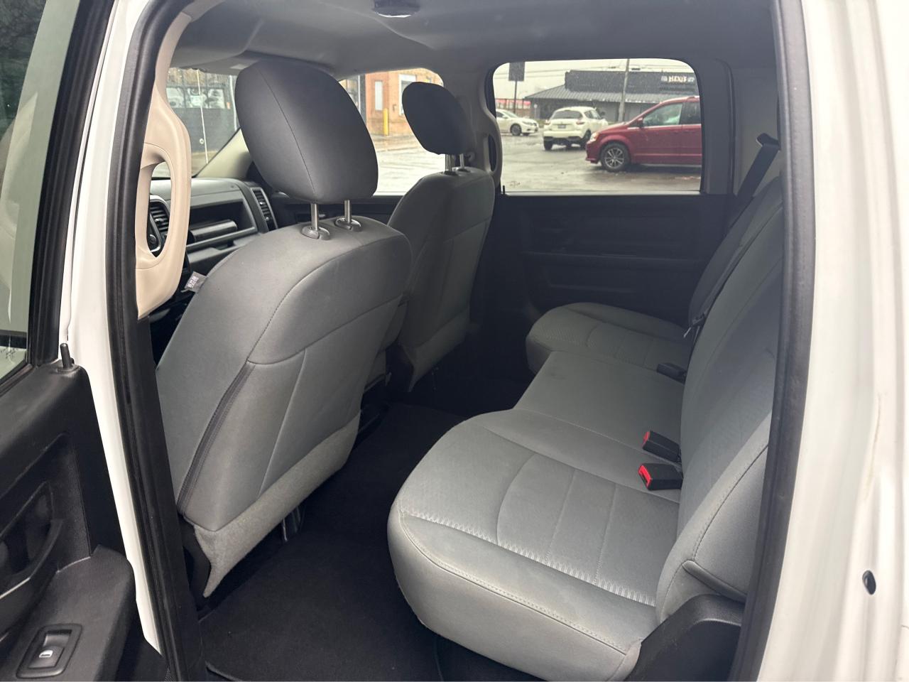 2017 RAM 1500 ST - Photo #10