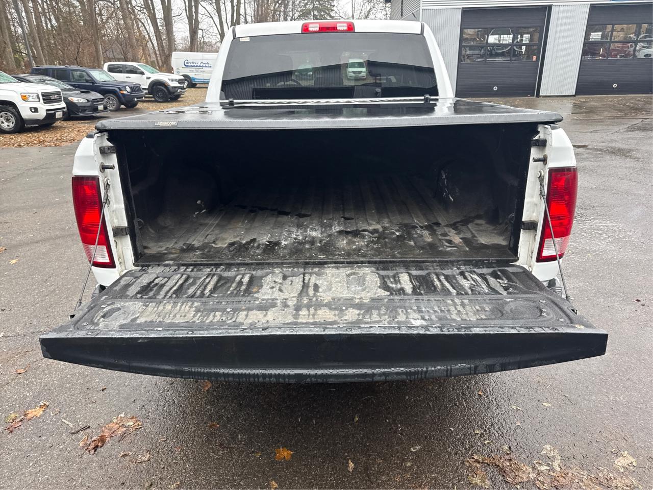 2017 RAM 1500 ST - Photo #11