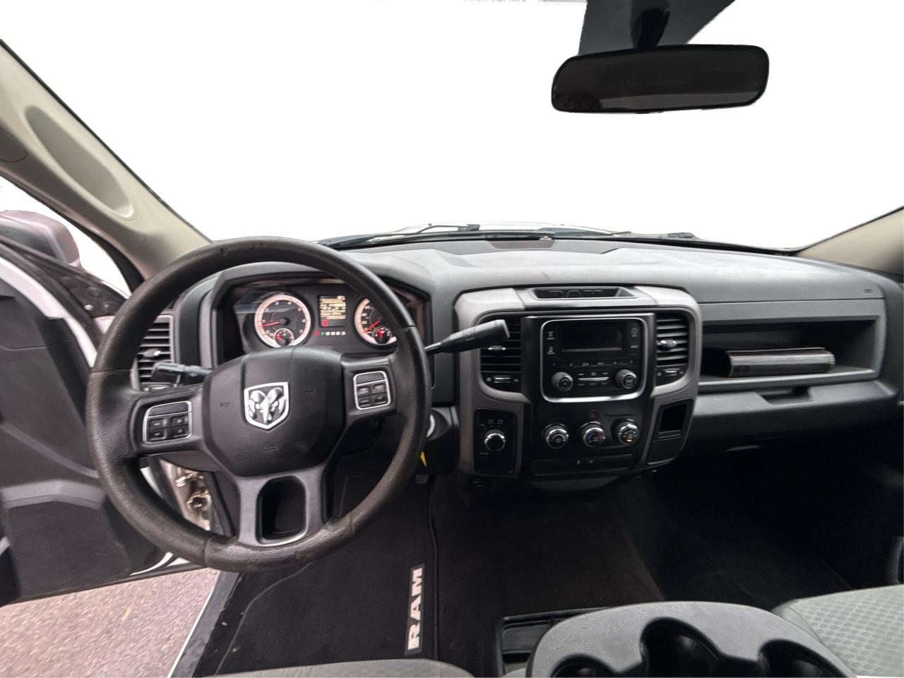 2017 RAM 1500 ST - Photo #17