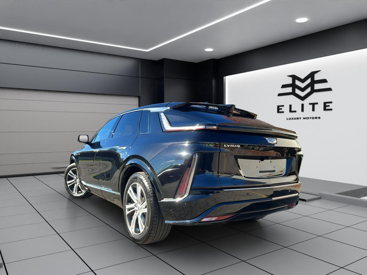 2024 Cadillac LYRIQ TECH W/1SA - 30,000KMS - LEATHER - REVERSE CAMERA !!! Photo