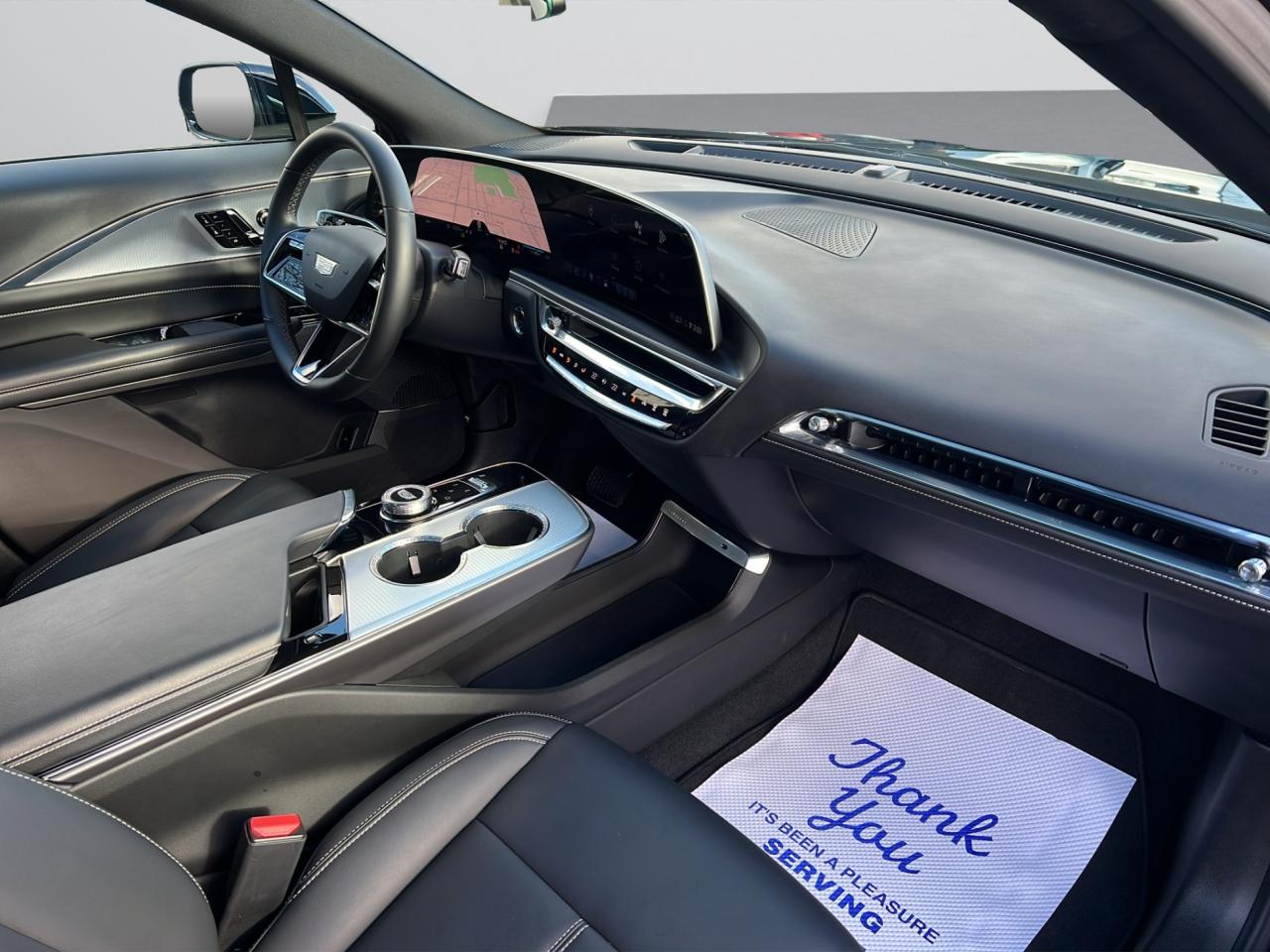 2024 Cadillac LYRIQ TECH W/1SA - 31,000KMS - LEATHER - REVERSE CAMERA !!! Photo