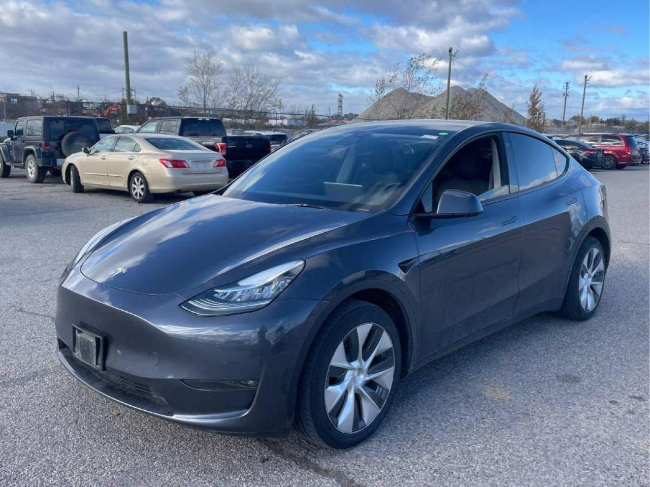 Used 2022 Tesla Model Y 7 PASSENGER-LONG RANGE AWD-DUAL MOTOR for sale in Toronto, ON