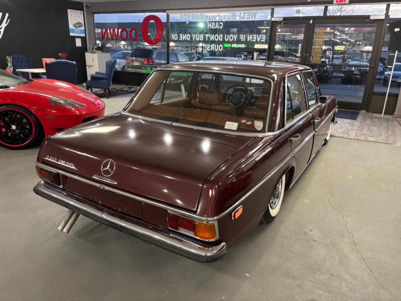 1972 Mercedes-Benz 220 W115 Photo4