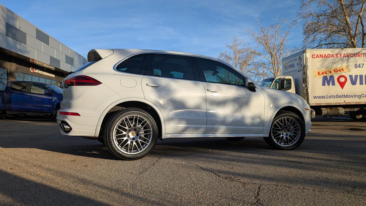 2017 Porsche Cayenne S - Photo #8