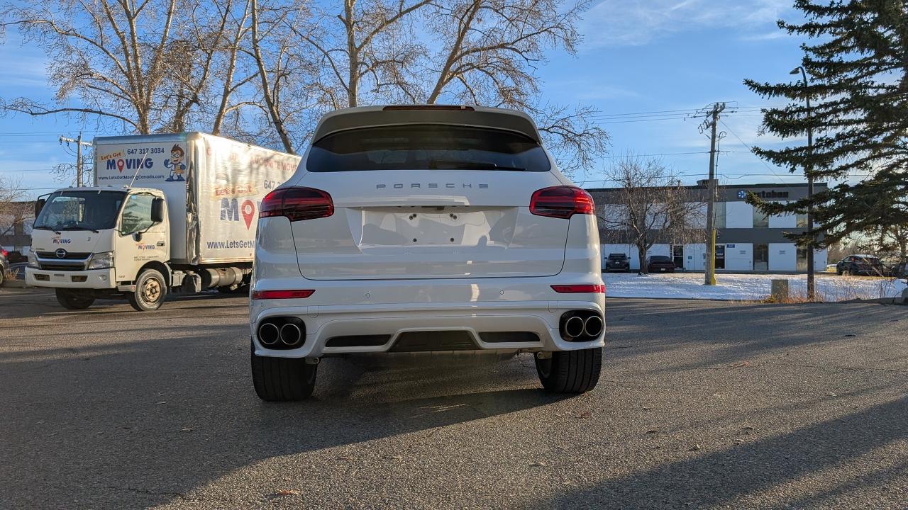 2017 Porsche Cayenne S - Photo #20