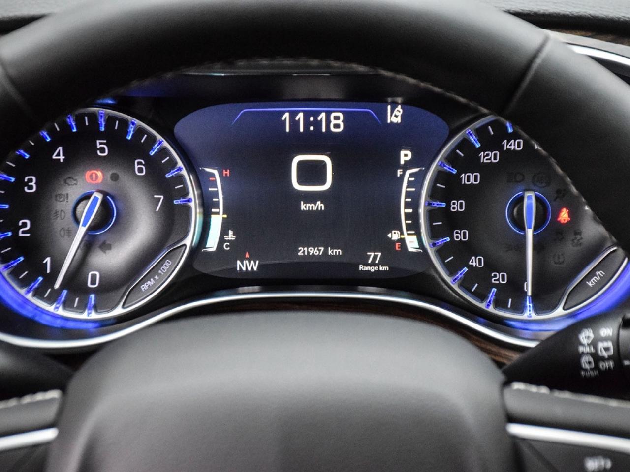 2024 Chrysler Pacifica Limited |LIMITED|10.1NAV|PANOROOF|HKSOUND|DVDX2|360CAM| Photo