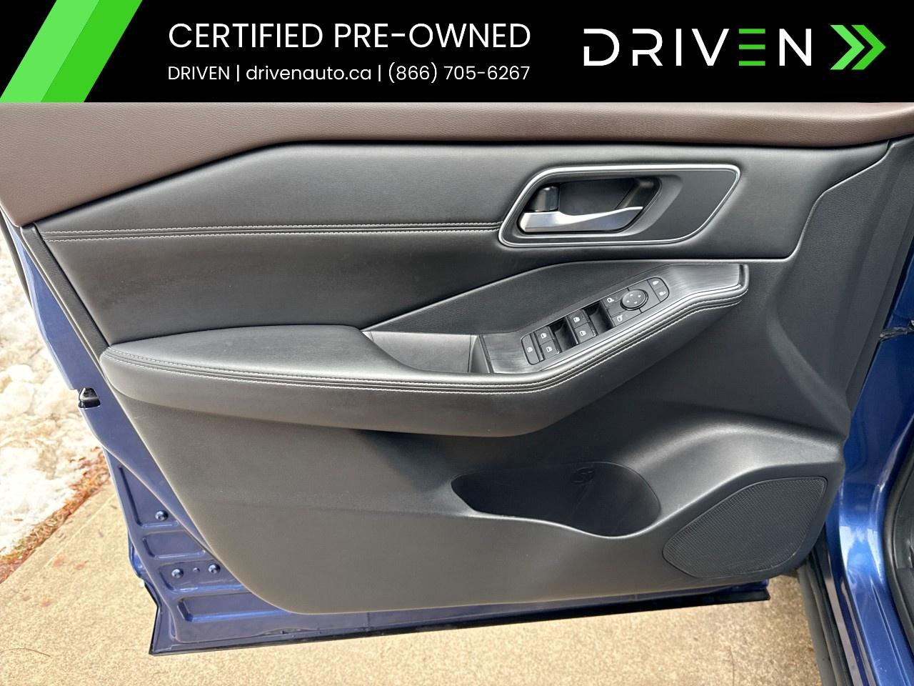 2021 Nissan Rogue AWD SV Photo