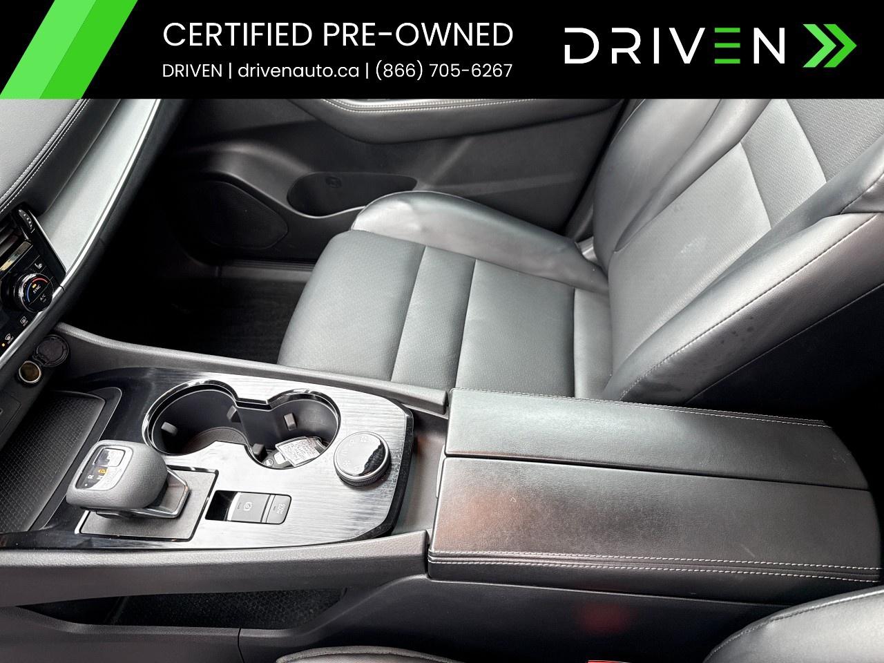 2021 Nissan Rogue AWD SV Photo