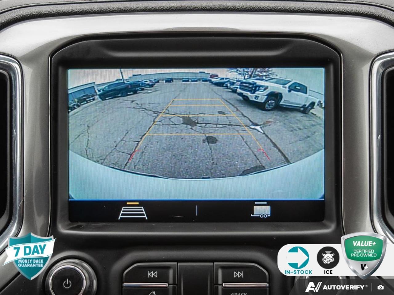 2021 Chevrolet Silverado 1500 RST Z71 PACKAGE | HEATED SEATS & STEERING Photo