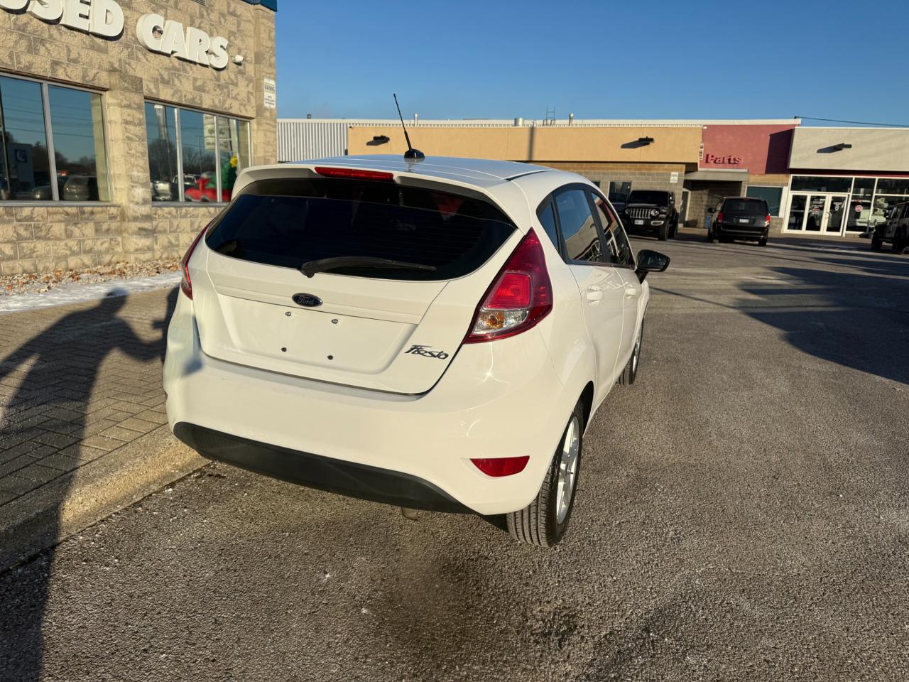 2017 Ford Fiesta SE Photo