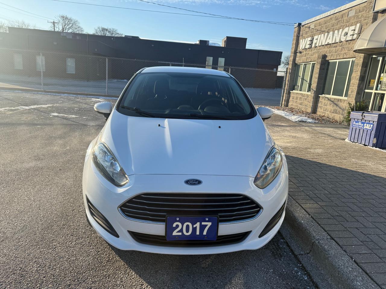 2017 Ford Fiesta SE Low Milage! Photo