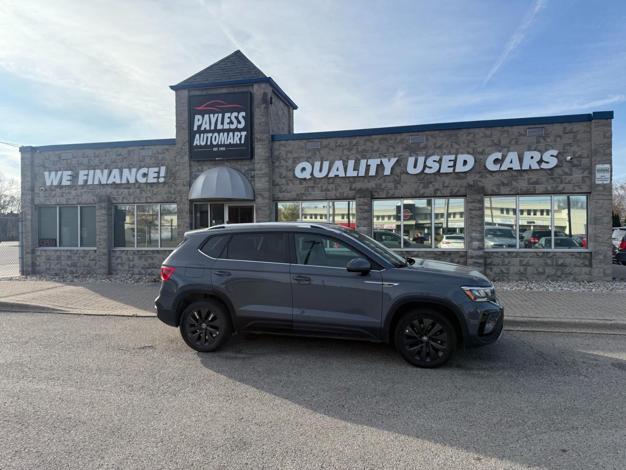 Used 2024 Volkswagen Taos Comfortline for sale in Sarnia, ON