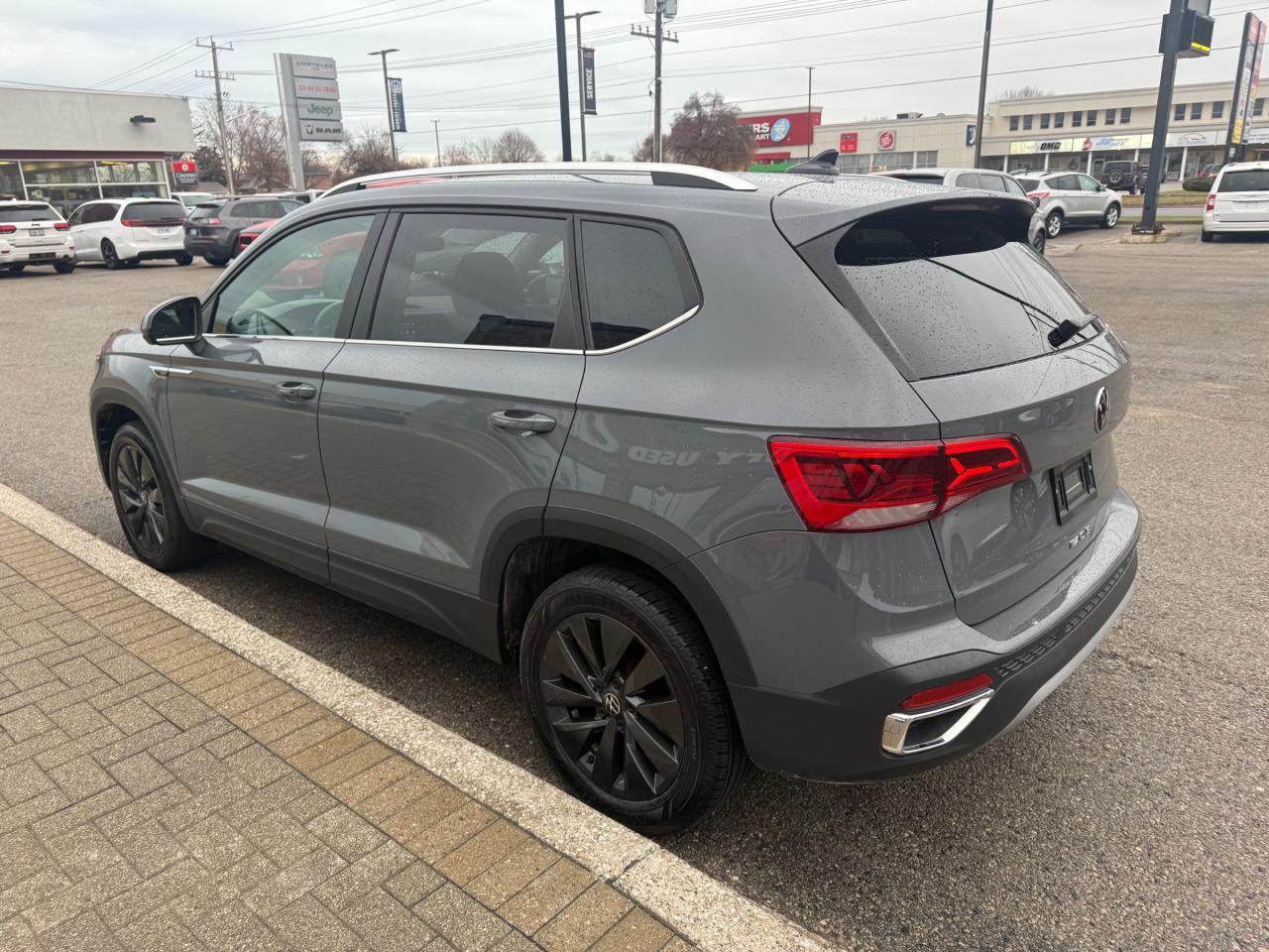 2024 Volkswagen Taos Comfortline Photo