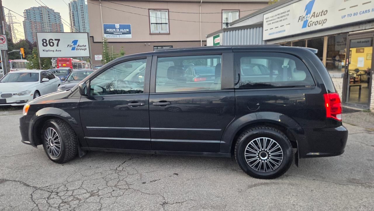 2016 Dodge Grand Caravan CANADA VALUE PACKAGE - Photo #2