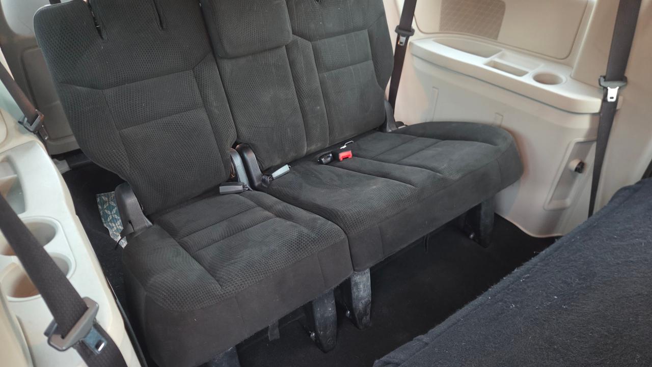 2016 Dodge Grand Caravan CANADA VALUE PACKAGE - Photo #10
