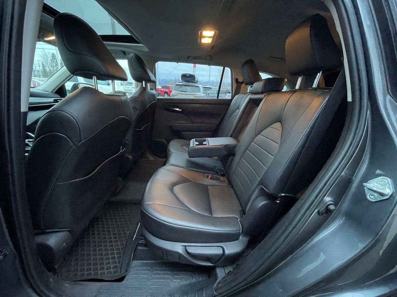 2020 Toyota Highlander XLE Photo