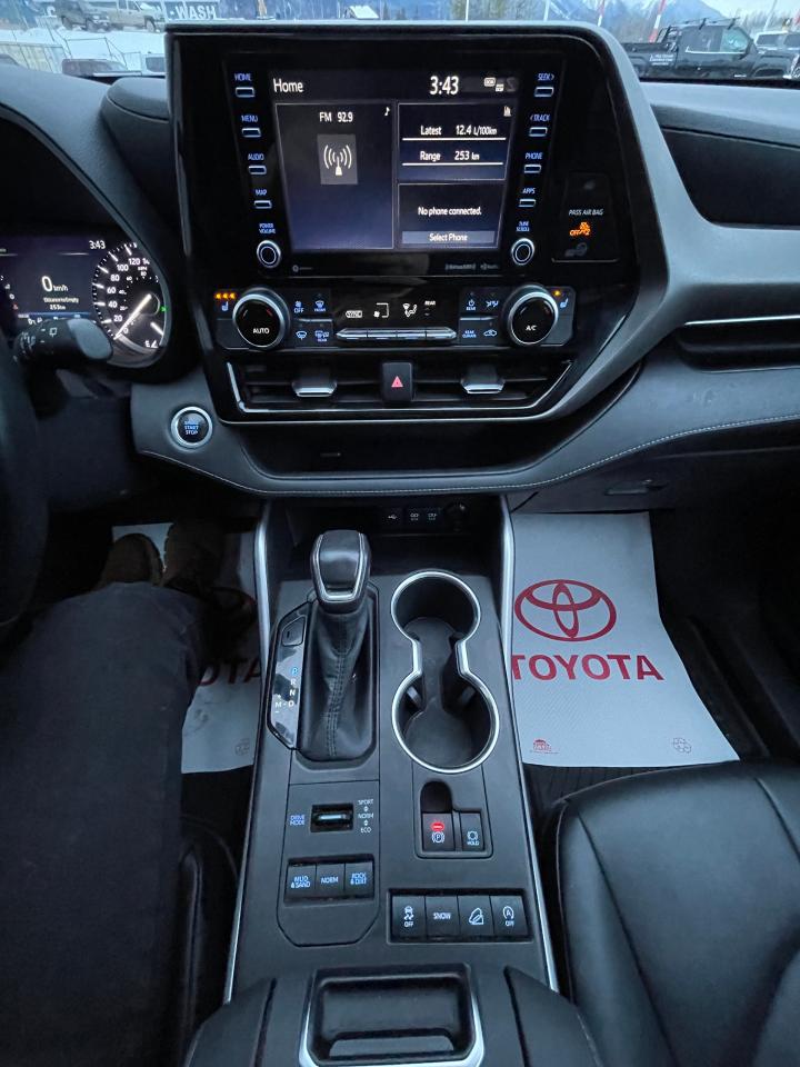 2020 Toyota Highlander XLE Photo