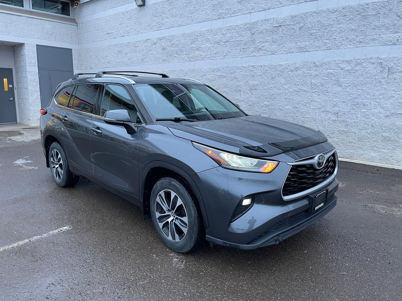 2020 Toyota Highlander XLE Photo0