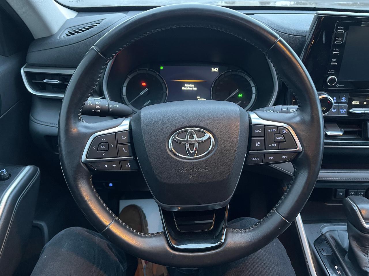 2020 Toyota Highlander XLE Photo