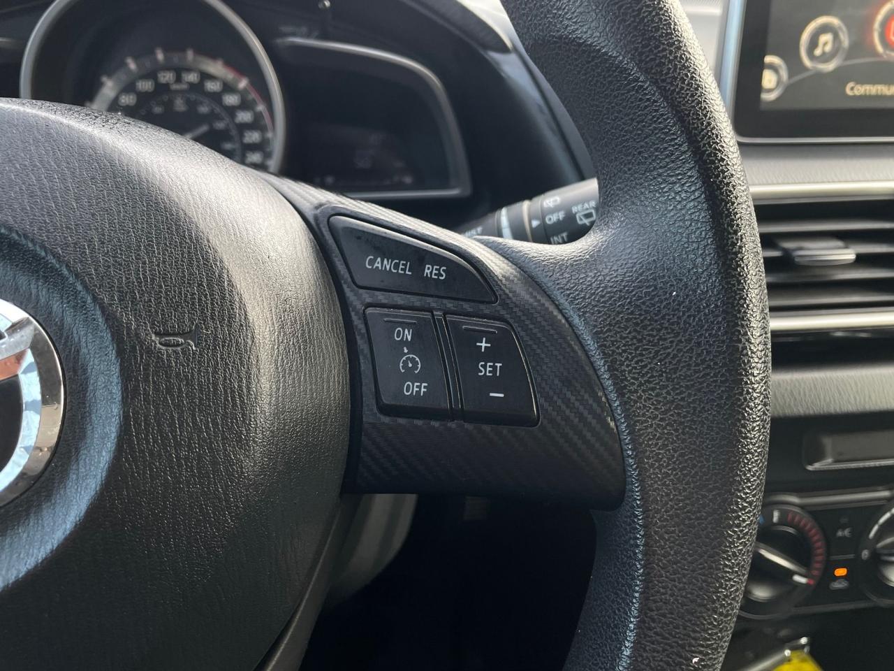 2016 Mazda MAZDA3 GX *SAFETY, BACKUP CAMERA, LOW KM* - Photo #12